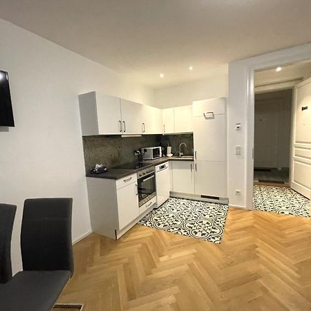 1St City La Opera Suites Vienna Luaran gambar