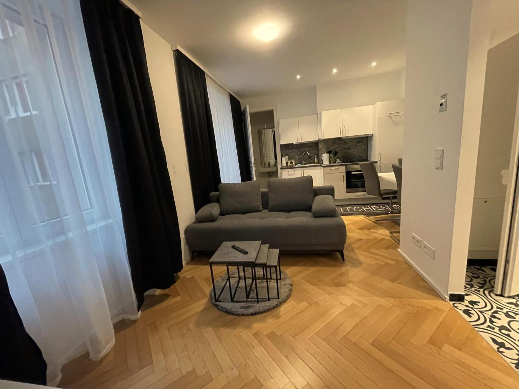 1St City La Opera Suites Vienna Luaran gambar